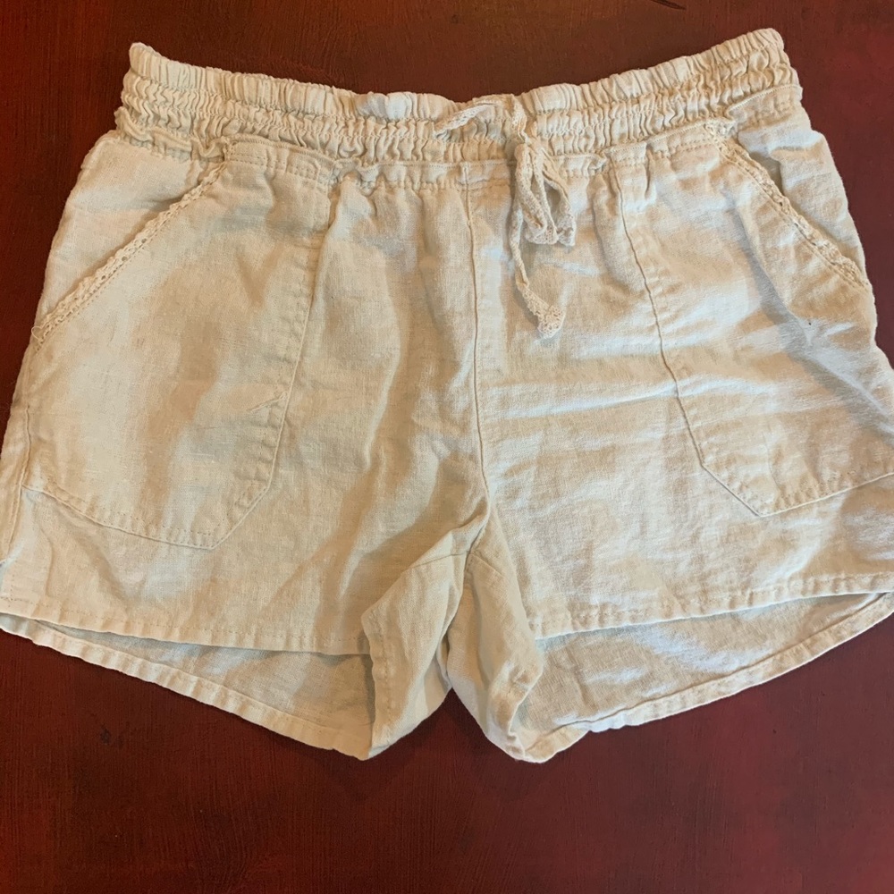 Xs linen shorts